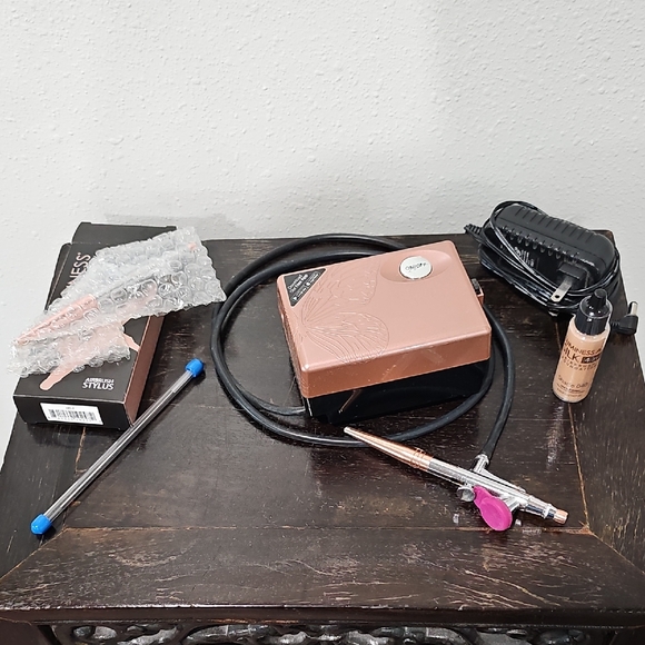 Rose Gold Airbrush Makeup Kit